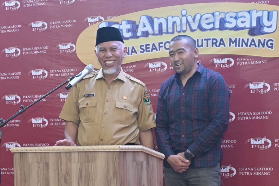 1st Anniversary, Mahyeldi-Audy Apresiasi Kontribusi Istana Seafood Putra Minang bagi Wisata Sumbar
