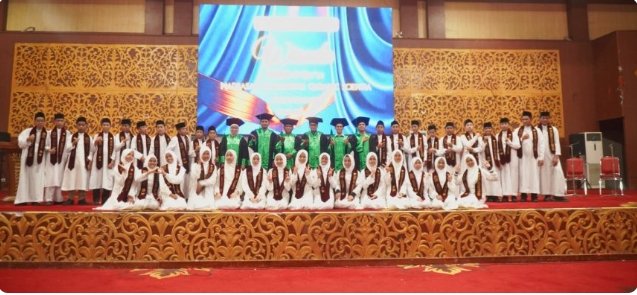 35 Siswa MTs Quranic Scientia Diwisuda, Yasril: Hafalan Harus Tercermin dalam Akhlak