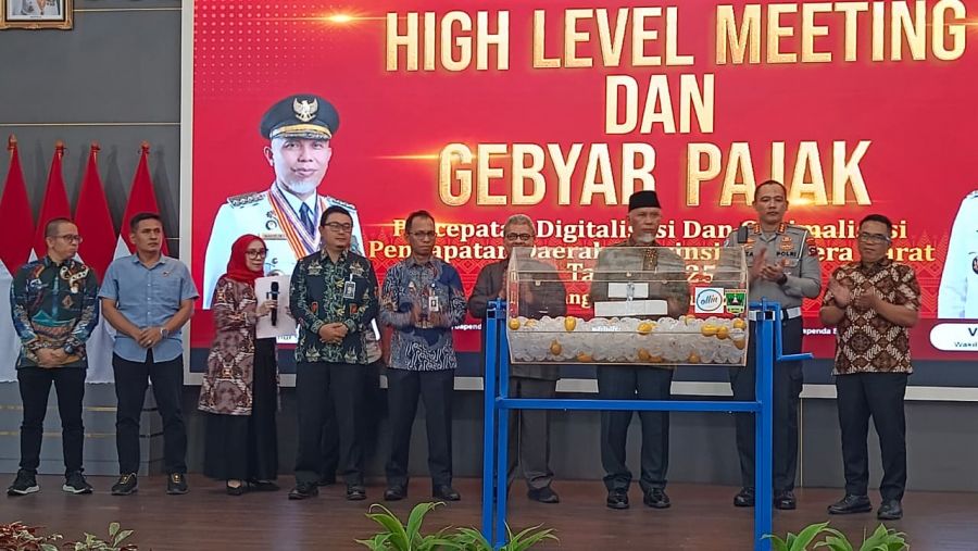 4 Wajib Pajak Dapat Hadiah Umrah, Pemprov Sumbar Dorong Digitalisasi Pajak