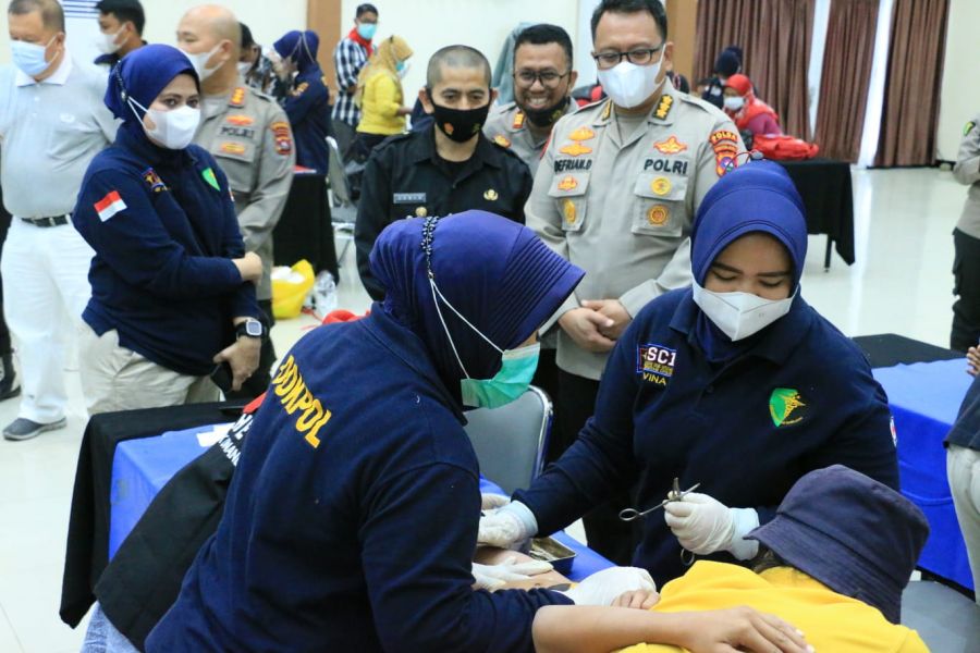 97 Anak Ikuti Khitanan Massal di Gedung Rangkayo Basa