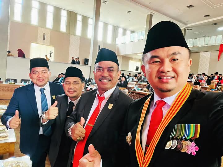 Ade Sudarman : Bupati Sutan Riska Panutan Pemuda
