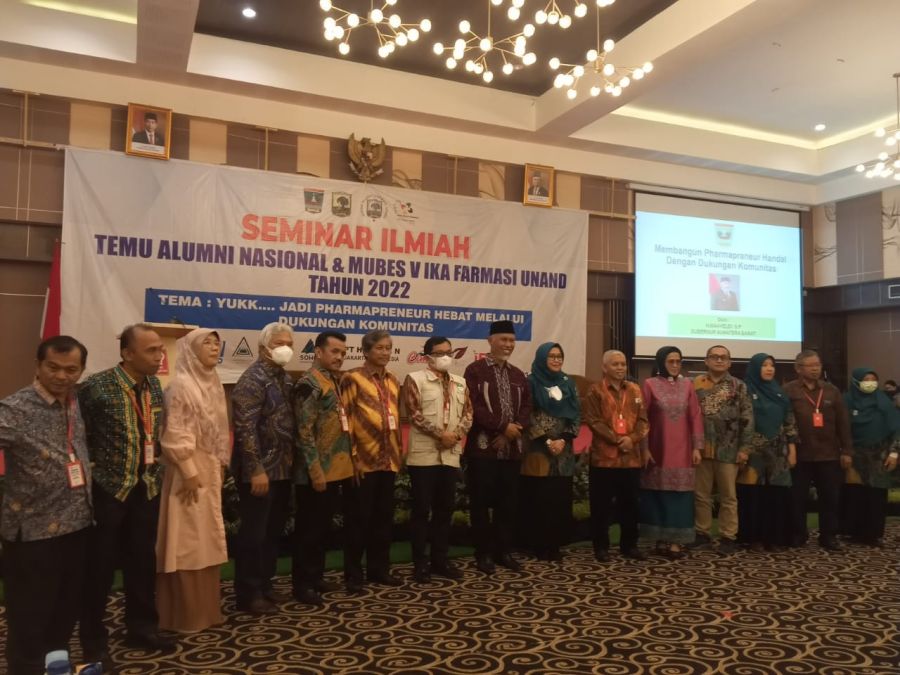 Alumni Farmasi Unand Gelar Mubes dan Seminar