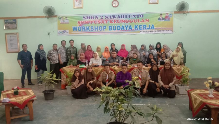 Anggota DPRD Sumbar Rico Alviano Menjadi Narasumber Workshop Budaya Kerja di SMKN 2 Sawahlunto 