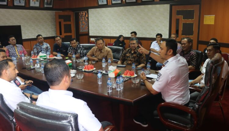 Atasi Blankspot di Sijunjung, Bupati Benny Dwifa Adakan Pertemuan Dengan Pihak Telkom dan Telkomsel