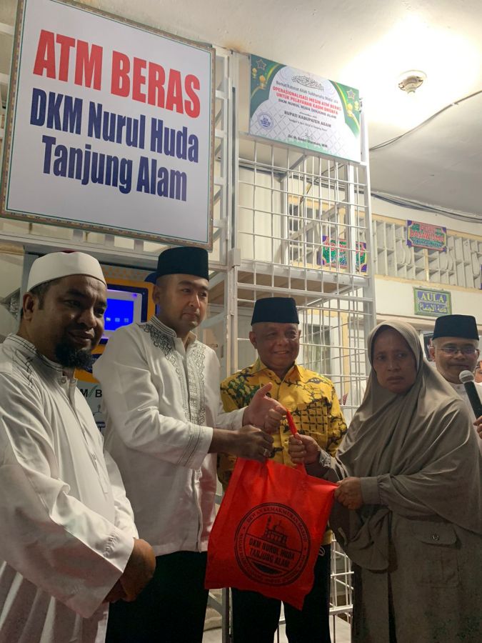 ATM Beras Ampek Angkek, Wagub Sumbar : Digitalisasi Layanan Bagi Kaum Dhuafa
