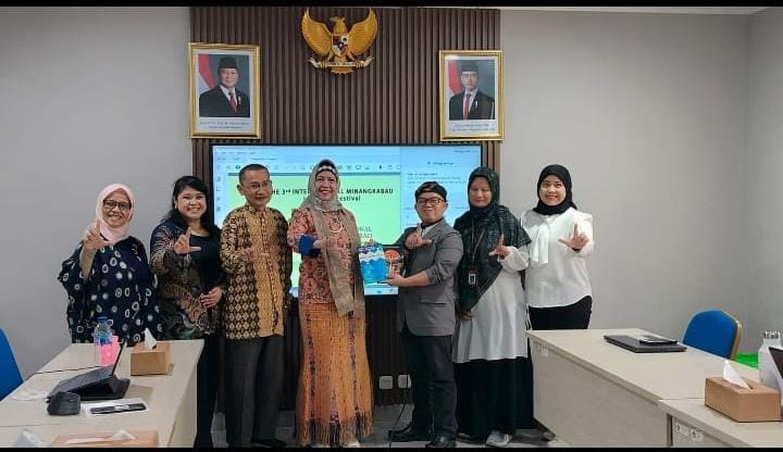 Badan Pengembangan dan Pembinaan Bahasa Dukung dan Sukseskan IMLF