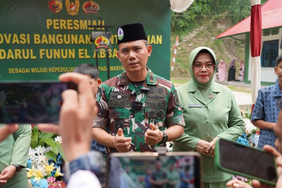 Bagunan Bersejarah di Padang Japang Kembali Indah Usai di Renovasi Prajurit TNI AD 