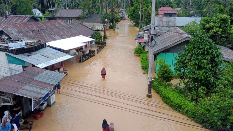 Banjir Meluas di Kota Solok, Ribuan Warga Terendam di Tujuh Kelurahan