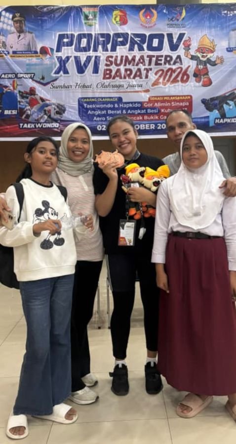 Baru Tiga Bulan Latihan, Naya Borong Tiga Perunggu Porprov Sumbar