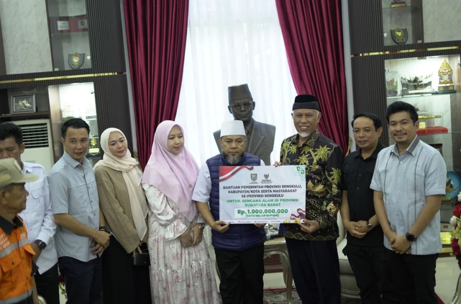 Bengkulu Salurkan Bantuan Senilai Rp1 Miliar untuk Sumbar