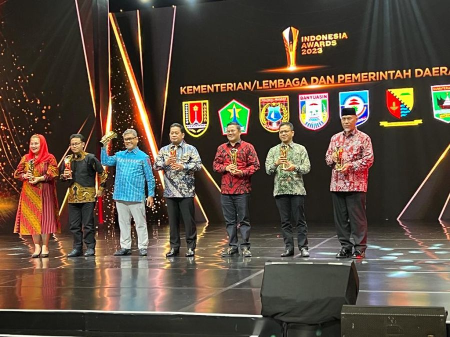 Berhasil Entaskan Nagari Sangat Tertinggal, Mahyeldi Kembali Dihadiahi Penghargaan Tingkat Nasional