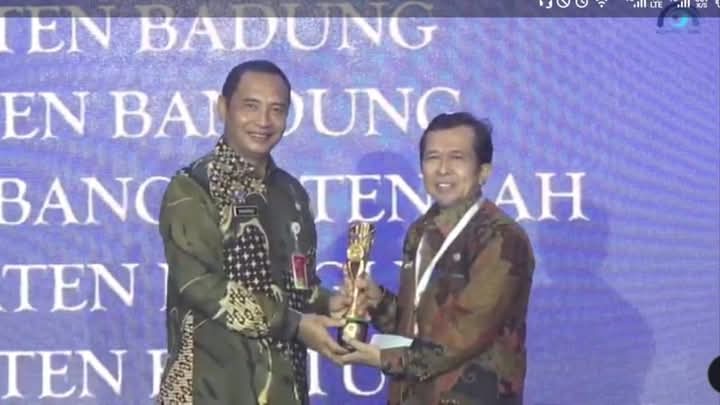 Berhasil Masuk 15 Besar Nasional, Dharmasraya Raih Predikat Kabupaten Sangat Inovatif