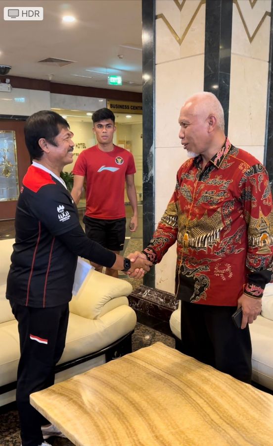 Berlaga di SEA Games, Gubernur Mahyeldi Hadir Langsung Berikan Motivasi pada Timnas Indonesia