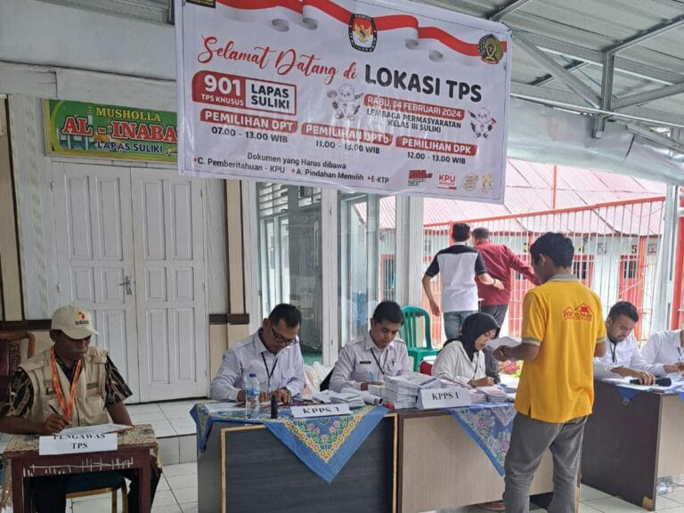 Bertemakan Merah Putih, Ratusan WBP di Lapas Suliki Antusias Ikuti Pesta Demokrasi 2024