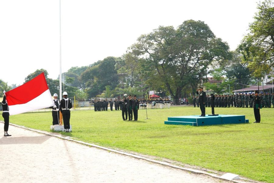 Bertindak Sebagai Irup di Hari Pahlawan, Kolonel Inf Hendra Wijaya Berpesan Teladani Pahlawan