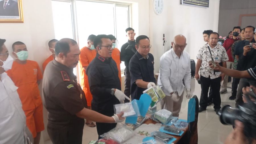 BNNP Sumbar Berhasil Gagalkan Peredaran Sabu di Dua Lokasi Berbeda 