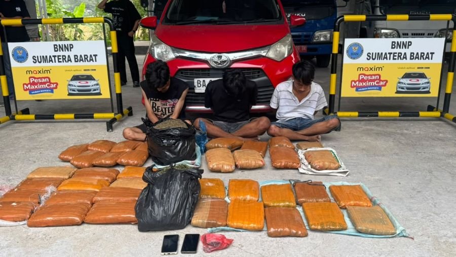 BNNP Sumbar Gagalkan Peredaran 44 Kg Ganja Jaringan Sumut-Sumbar