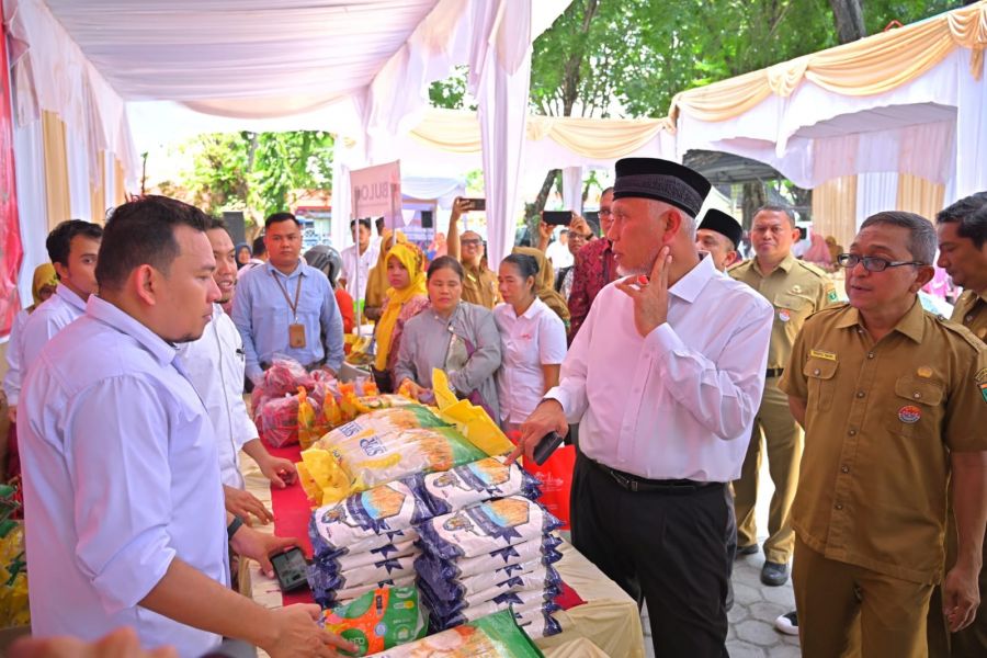 Buka Gerakan Pasar Murah, Gubernur Mahyeldi Pastikan Harga & Ketersediaan Bahan Pangan Terus Diawasi