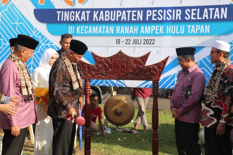 Bumikan Al-Quran, Gubernur Sumbar Buka MTQN Ke-40 Tingkat Kabupaten Pesisir Selatan