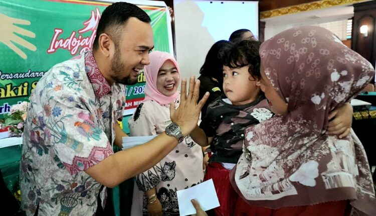 Bupati Benny Buka Sosialisasi BOSP PAUD Dan Berikan Santunan 100 Peserta Didik Paud Yatim/Piatu