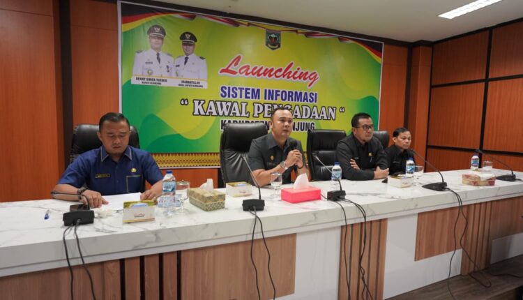 Bupati Benny Dwifa Lounching Sistim Informasi Kawal Pengadaan di Kabupaten Sijunjung