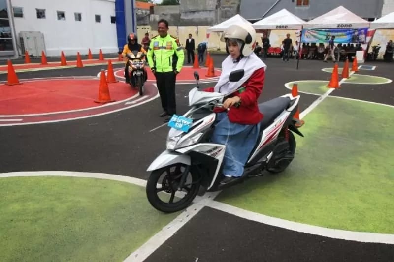 Bupati Dharmasraya Buka Road Race Championship 2024
