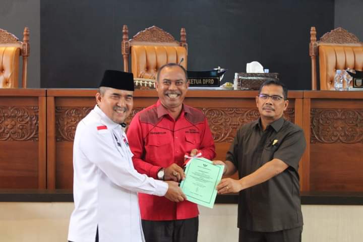 Bupati Sampaikan Jawaban Atas Pandangan Umum Fraksi DPRD
