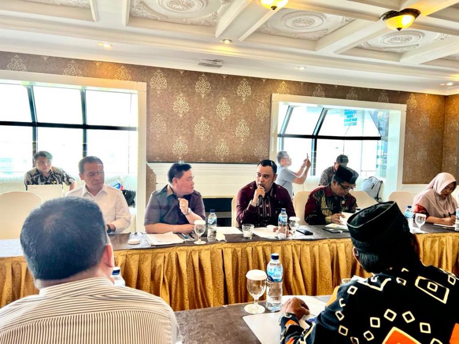 Bupati Sijunjung Ikuti Rapat AKPSI, Perjuangkan Kesejahteraan Petani Sawit dan Pendapatan Daerah