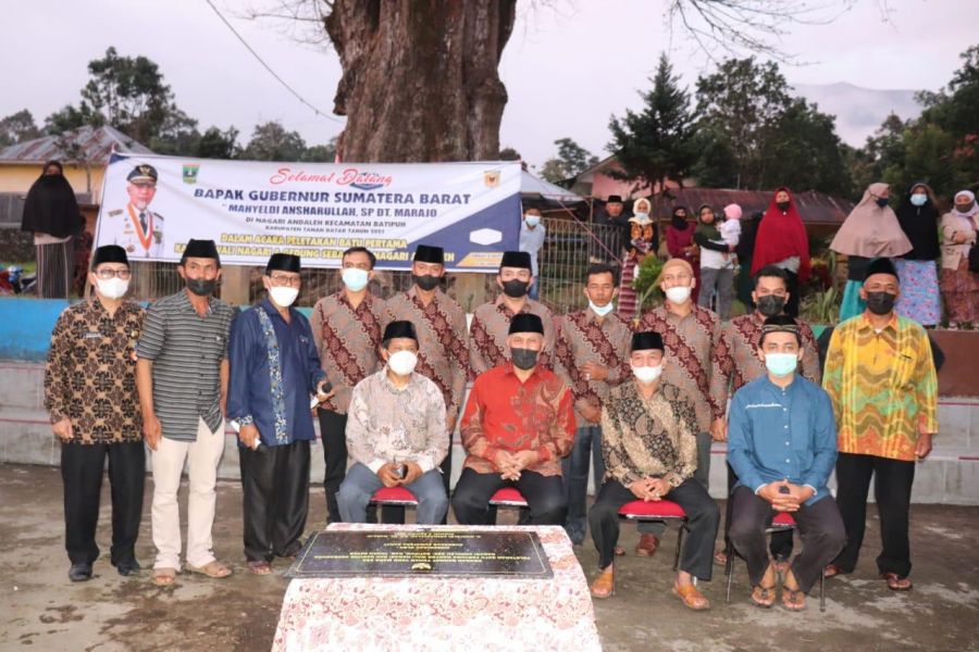 Buya Gubernur Letakkan Batu Pertama Kantor Wali Nagari Andaleh