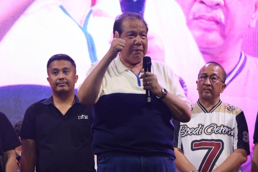 Chairul Tanjung Banggakan Sosok Vasko Ruseimy di Depan Ribuan Alumni