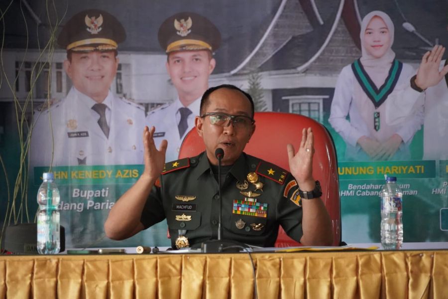 Danrem 032/Wbr Berikan Pembekalan Pada Latihan Kader II HMI Tingkat Nasional
