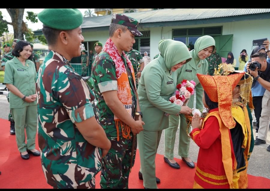 Danrem 032/Wbr: Jadikan Pengabdian sebagai Ibadah Kepada Tuhan 