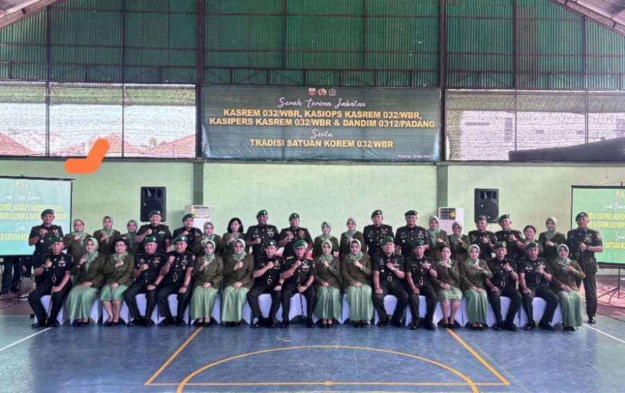 Danrem 032/Wirabraja Pimpin Sertijab Kasrem, Kasiops, Kasipers dan Dandim 0312/Padang