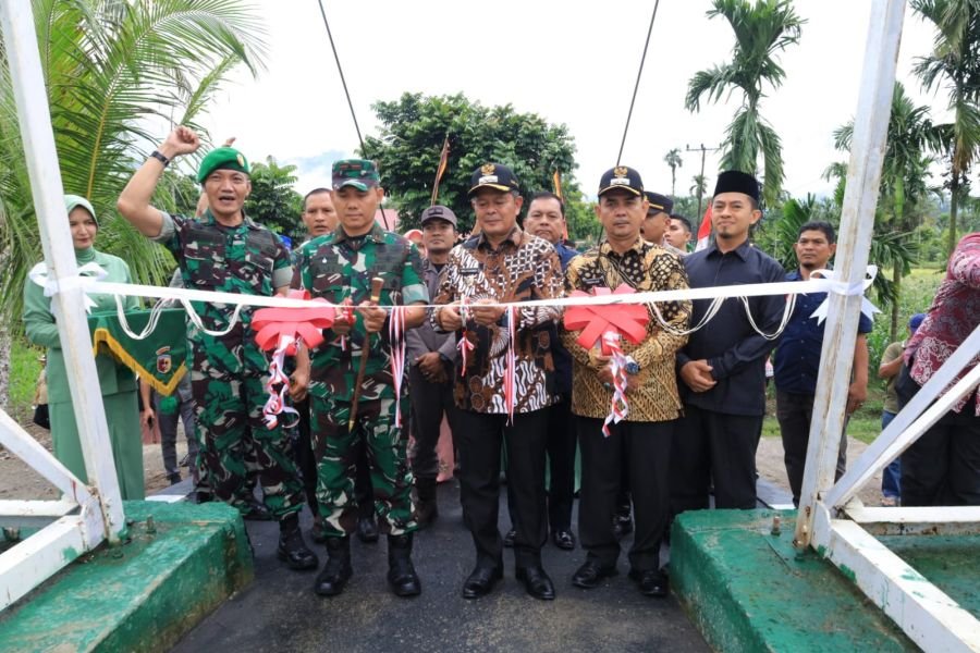 Danrem 032/Wirabraja Resmikan Jembatan Perintis Garuda di Bonjol