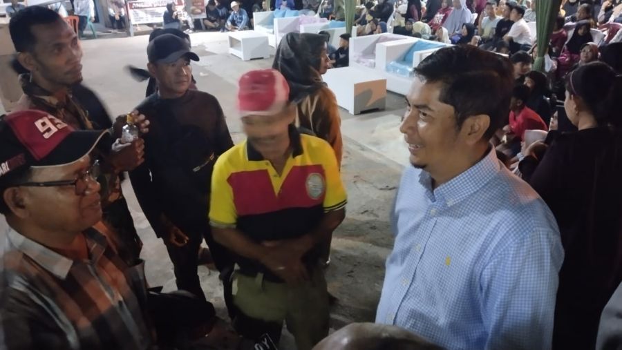 Deri Asta Disambut Meriah Warga Masyarakat Sapan