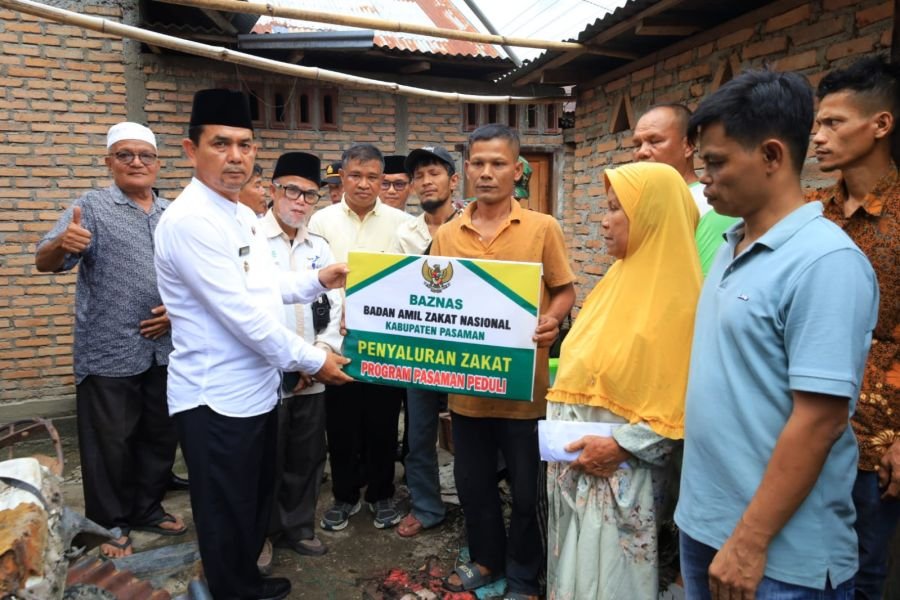Di Tengah Duka Kebakaran, Wabup Parulian dan BAZNAS Ulurkan Bantuan untuk Warga