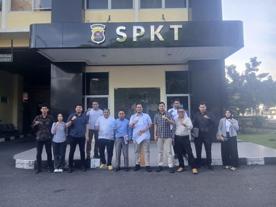Diduga Dianiaya Saat Bertugas, 61 Advokat Peradi SAI Laporkan Oknum Satpol PP ke Polda Sumbar