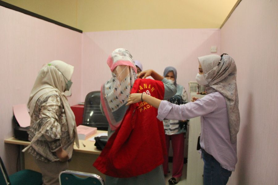 Diduga Korupsi, Mantan Manejer KSPPS Koto Lua Pauh Ditahan Kejari Padang