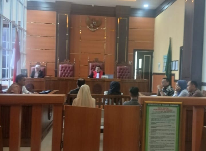 Dihadapan Hakim Tunggal Termohon Sangkal Keterangan Saksi 