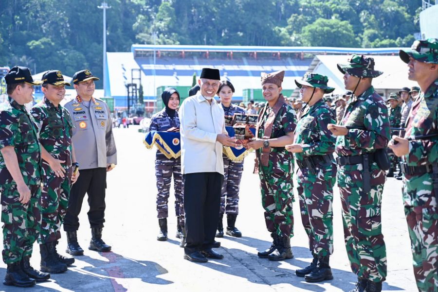 Dilepas Gubernur Mahyeldi di Teluk Bayur, Peserta Latsitarda Terharu Tinggalkan Sumbar