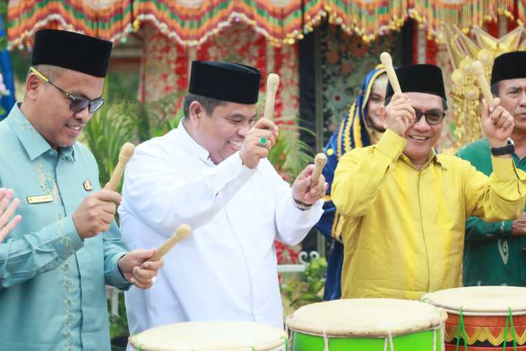 Ditandai Dengan Pemukulan Gendang Tasa, MTQ Ke 48 di Kabupaten Padang Pariaman Resmi Dibuka