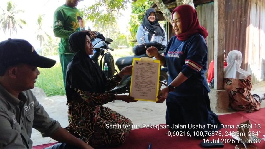 DKP3 Sawahlunto Serahkan Jalan Usaha Tani dan Irigasi Perpipaan, Dukung Percepatan Swasembada Pangan