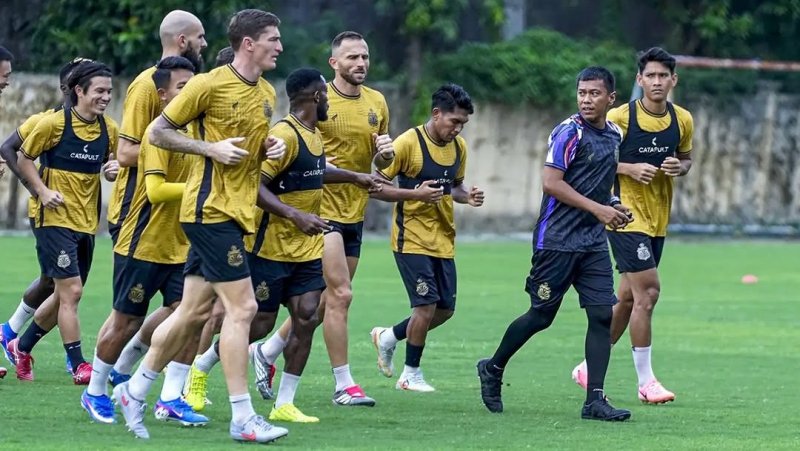 Dosen FIK UNP Ditunjuk sebagai Pelatih Fisik Bhayangkara Presisi Lampung FC