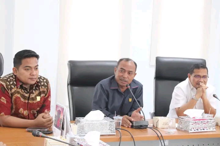 DPRD Kabupaten Dharmasraya Adakan Pisah Sambut Sekretaris Dewan