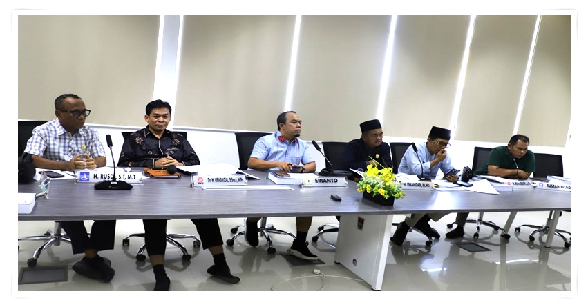 DPRD Kota Padang Gelar Pembahasan Intensif LKPJ Walikota Tahun 2024