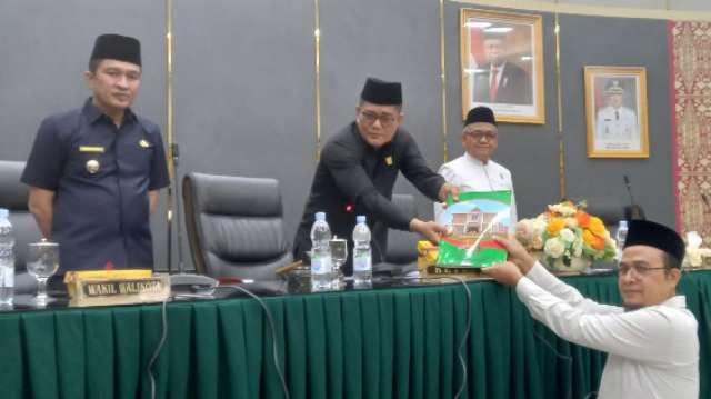 DPRD Kota Padang Gelar Rapat Paripurna Tutup Masa Sidang III 2023 dan Buka Masa Sidang I Tahun 2024