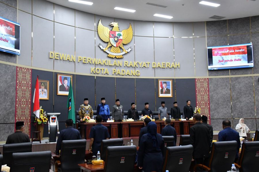 DPRD Kota Padang Gelar Rapat Paripurna Penetapan Paslon Terpilih Walikota dan Wakil Walikota Padang