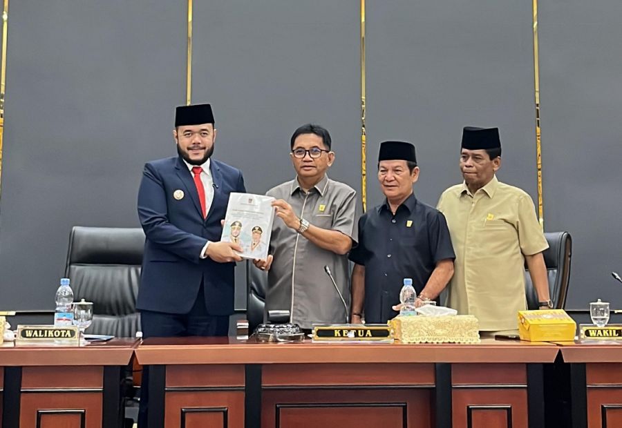 DPRD Kota Padang Gelar Rapat Paripurna, Wali Kota Resmi Sampaikan Ranperda RPJMD 2025–2029