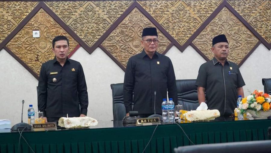 DPRD Kota Padang Gelar Rapat Paripurna Penyampaian R-APBD TA 2024 oleh Walikota Padang