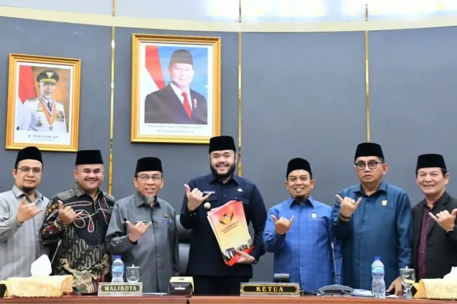 DPRD Kota Padang Setujui Ranperda Penguatan Lembaga Adat dan Pelestarian Nilai Budaya Minangkabau